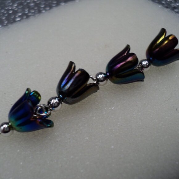 Iridescent Lilly of the Valley earrings and pendant set POS159 - Picture 10 of 11